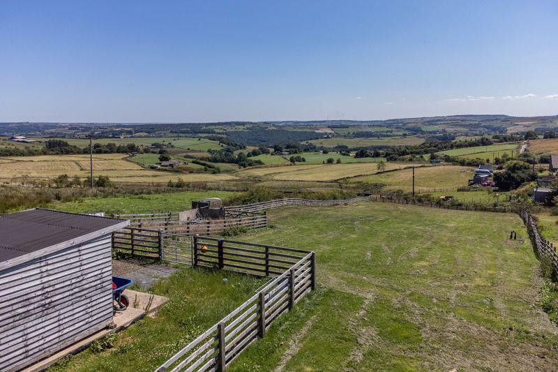 Land & View