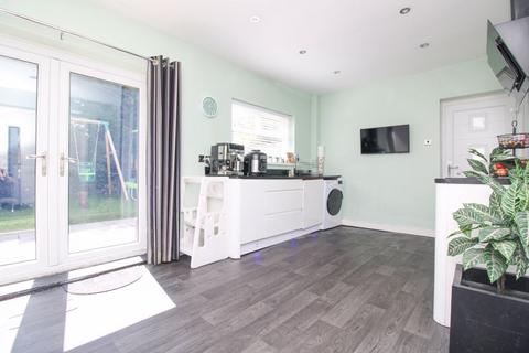 2 bedroom semi-detached house for sale, Kenmore Crescent, Greenside