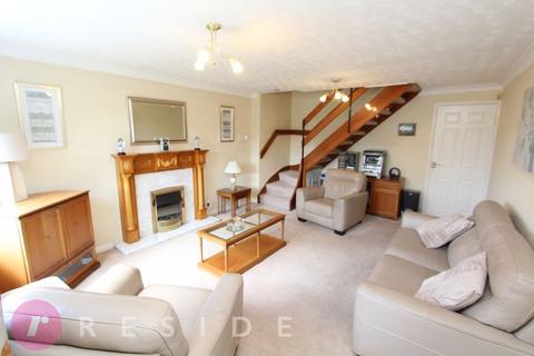 2 bedroom semi-detached house for sale, Cherwell Avenue, Heywood OL10