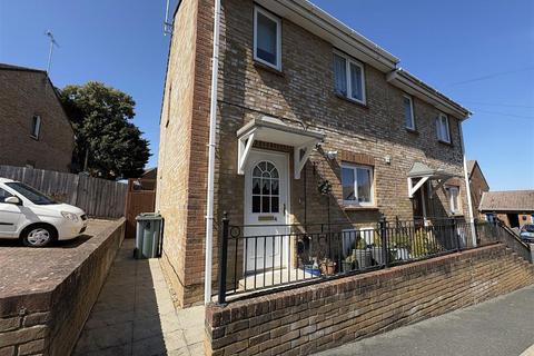 The Sidings, Cowes