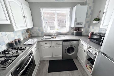 3 bedroom semi-detached house for sale, The Sidings, Cowes