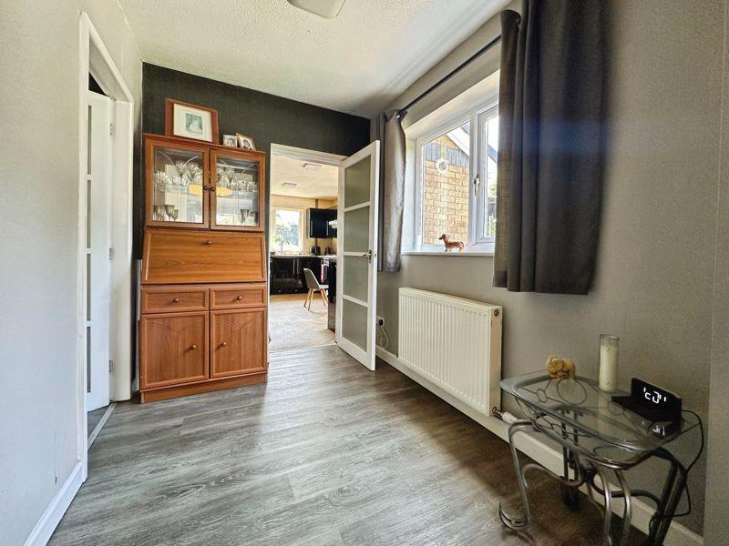 Downstairs En Suite