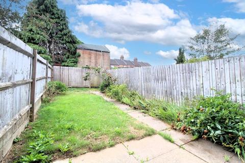 3 bedroom end of terrace house for sale, FREEHOLD & PARKING, Hibbert Street