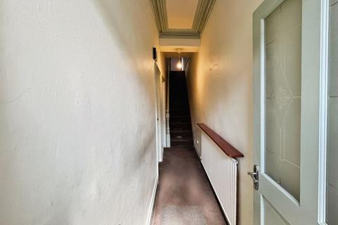 3 bedroom terraced house for sale, Queensgate, Heaton - For Sale by auction