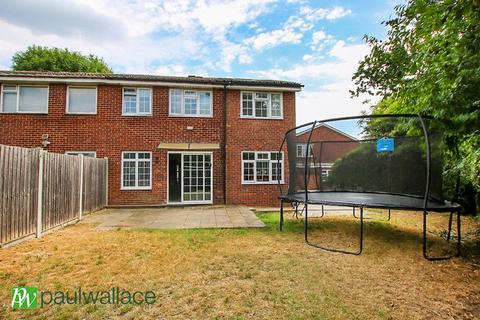 29 Cowles, Cheshunt, Waltham Cross, EN7 6HA