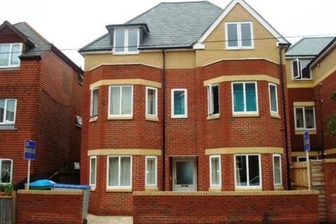 2 bedroom apartment to rent, Bullar Road Southampton, SO18