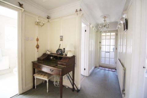undefined, Colston Crescent, Goffs Oak EN7
