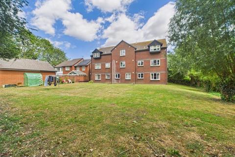 46 Boakes Drive, Stonehouse, GL10 3QW
