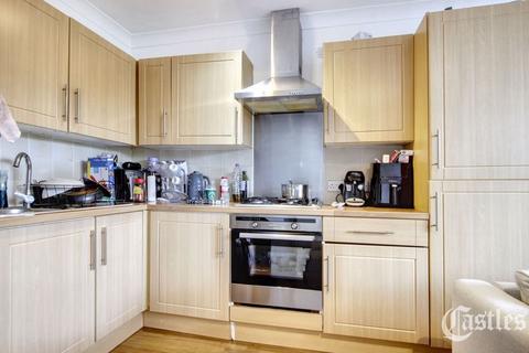 2 bedroom apartment for sale, Ensign Drive, London, N13