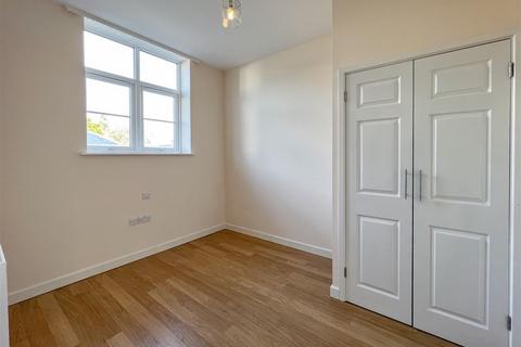2 bedroom terraced bungalow to rent, Fordham Road, Newmarket