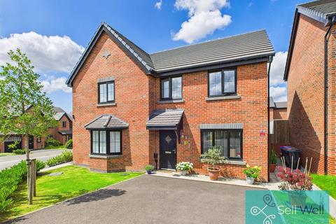 3 bedroom semi-detached house for sale, Ironstone Way, Manchester M28