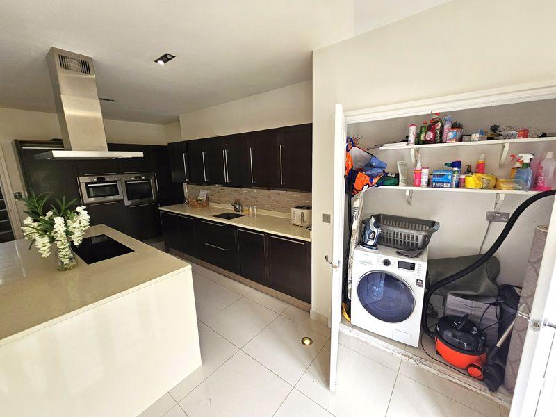 Kitchen/Pantry