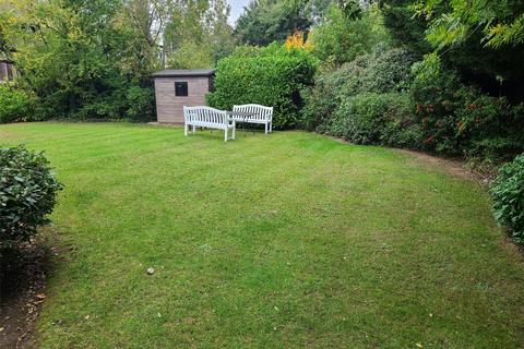 Weston Court, Whetstone N20