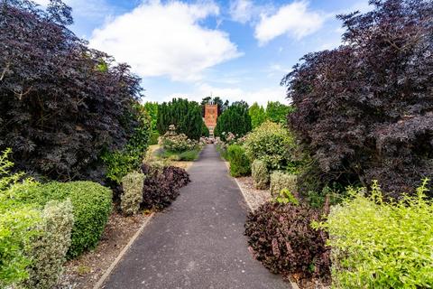2 bedroom flat for sale, West Hall, Beningfield Drive, St Albans, AL2
