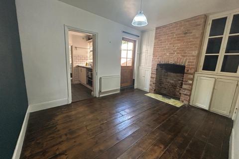 2 bedroom terraced house to rent, Dixon Street, Swindon