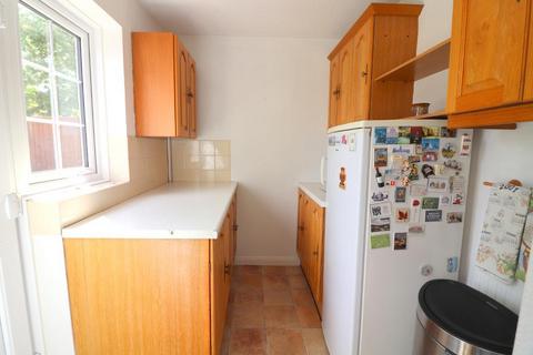 21 Blakeney Drive, Luton, LU2 7LB