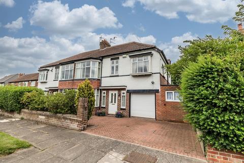 4 bedroom semi-detached house for sale, Ridgely Drive, Ponteland, Newcastle Upon Tyne, Tyne & Wear, NE20