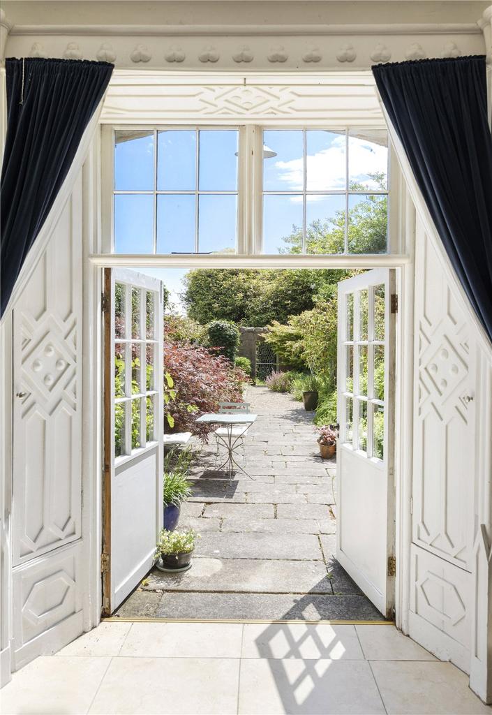 Ballinroan House