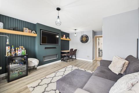 33 The Weavers, Northampton, NN4 0PU