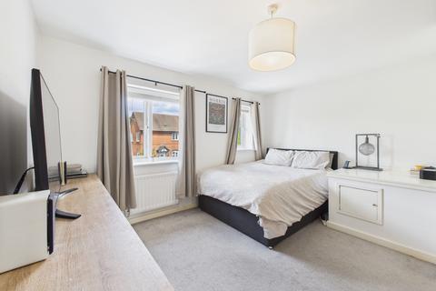 33 The Weavers, Northampton, NN4 0PU