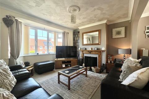 17 Harepark Terrace, Minehead, TA24 6DL