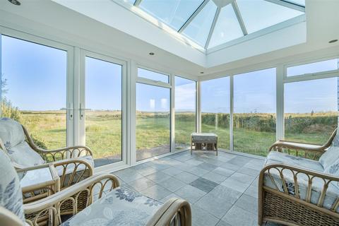 5 bedroom bungalow for sale, Upton, Bude
