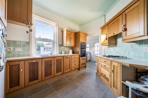 5 bedroom bungalow for sale, Upton, Bude