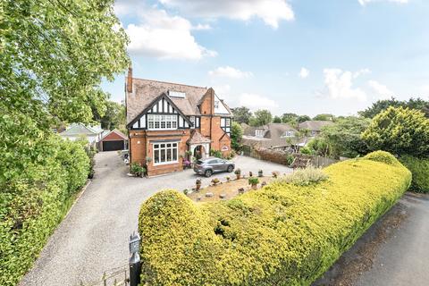 6 bedroom detached house for sale, Ducks Hill Road, Northwood