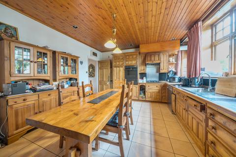 6 bedroom detached house for sale, Ducks Hill Road, Northwood