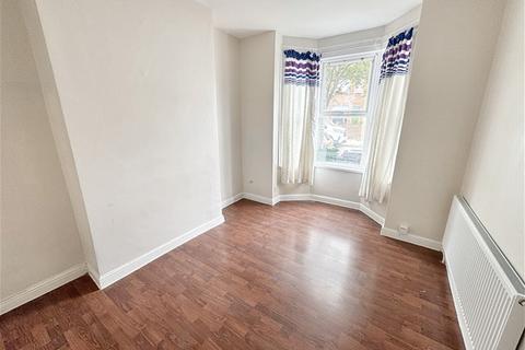 4 bedroom house to rent, Vansittart Road, Forest Gate