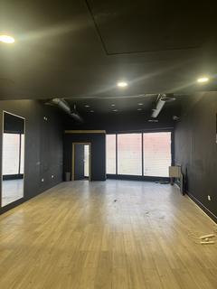 Retail property (high street) to rent, 6 The Broadway London N14 6PH
