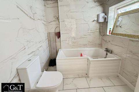 2 bedroom terraced house for sale, Bradleymore Road, Brierley Hill