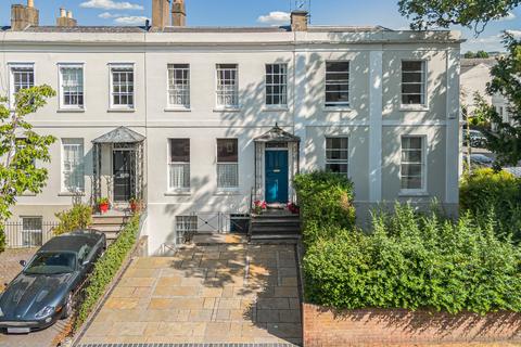 Hewlett Road, Cheltenham, Gloucestershire, GL52