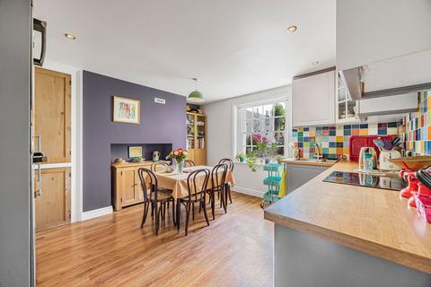 undefined, Hewlett Road, Cheltenham, Gloucestershire, GL52