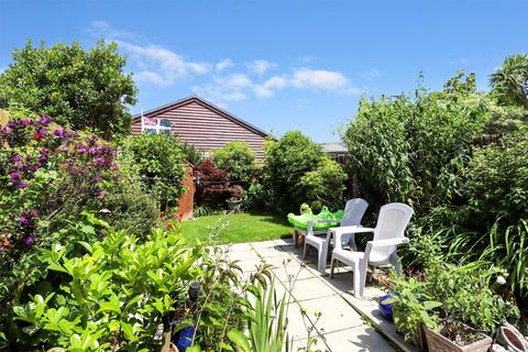15 Heywood Close, Hartland, Bideford, EX39 6HS