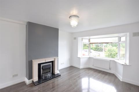 3 bedroom semi-detached house to rent, Wealcroft, Leam Lane, NE10