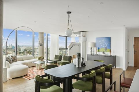 undefined, Vetro, 82 West India Dock Road, London, E14
