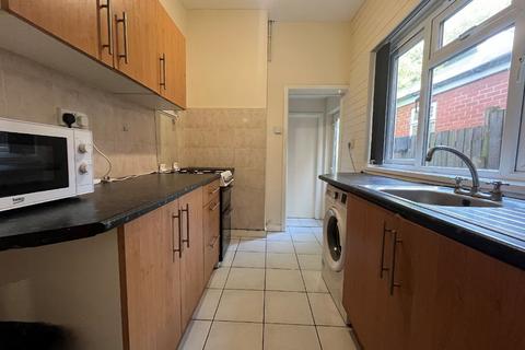 4 bedroom house share to rent, Birmingham B29