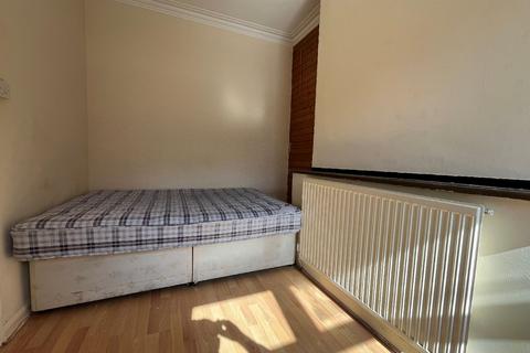 4 bedroom house share to rent, Birmingham B29