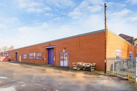 Industrial unit to rent, Scott Lidgett Rd Stoke On Trent ST6 4NQ