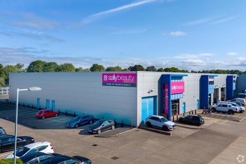 Warehouse to rent, Forge Ln Sutton Coldfield B76 1DH