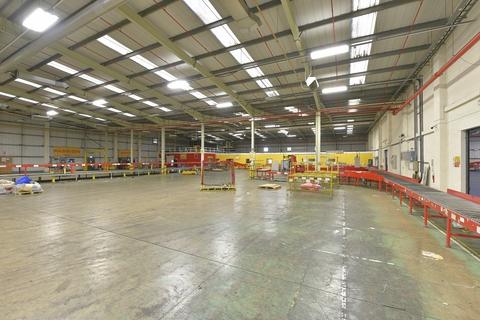 Warehouse to rent, 7 Stafford Park Telford TF3 3DN