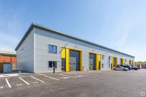 Warehouse to rent, Vale Park Evesham WR11 1GT