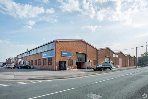 Warehouse to rent, Park Ln Oldbury B69 4LH