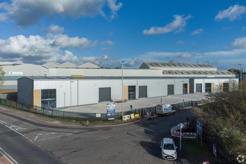 Warehouse to rent, Peartree Ln Dudley DY2 0XW
