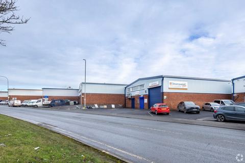 Warehouse to rent, Planetary Rd Willenhall WV13 3XA