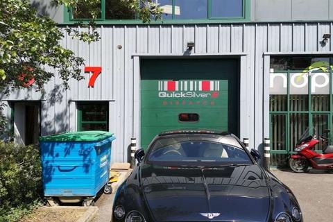 Warehouse to rent, Combe Ln Wormley GU8 5SY