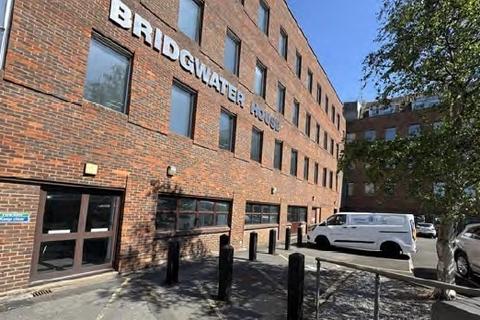 Office to rent, King Sq Bridgwater TA6 3DG