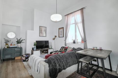 undefined, Alexandra Court, Alexandra Road, Farnborough, Hampshire, gu14