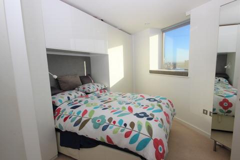 2 bedroom apartment to rent, Blue, Salford M50